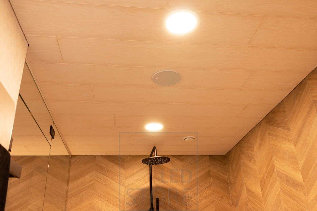 A modern minimalist plafond for pleasantly illuminating the bathroom with even light. Ledstore.fi